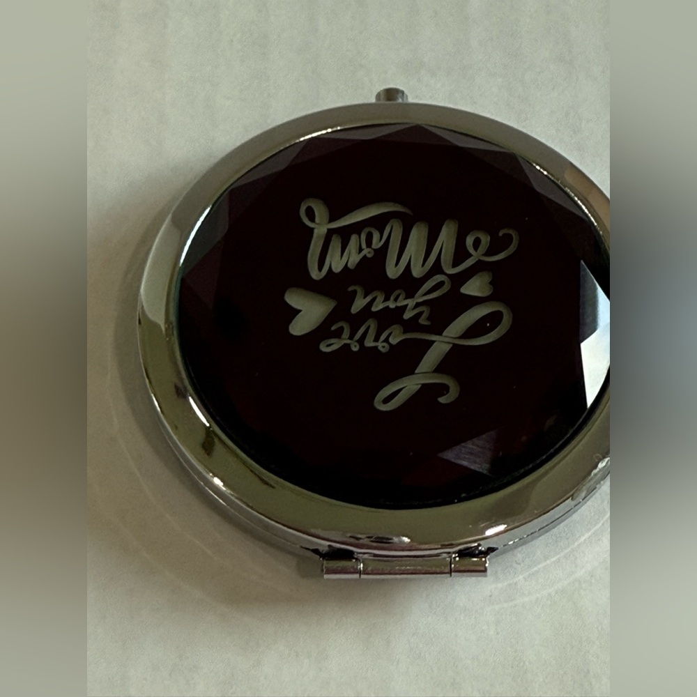 Retro Metal Travel Makeup Mirror 1x/2x Magnifying Compact "Love You Mom" - Picture 5 of 9